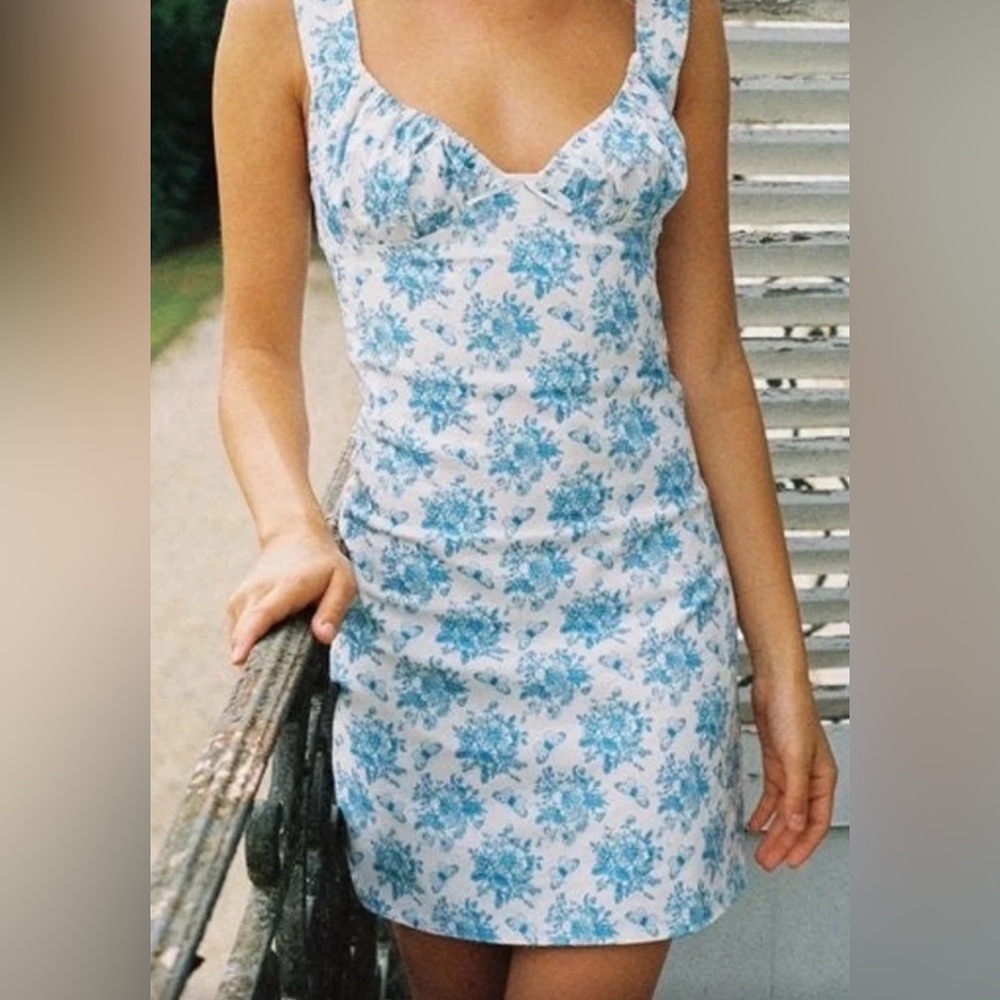 With Jean Floral Blue and White Mini Dress